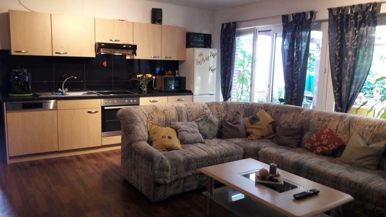 Wohnung Fuer Monteure Und Messebauer Algermissen Luaran gambar