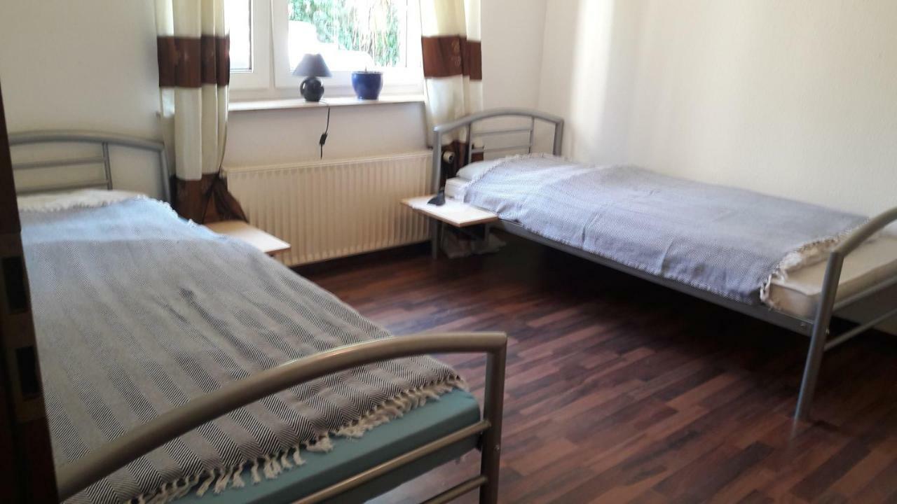 Wohnung Fuer Monteure Und Messebauer Algermissen Luaran gambar